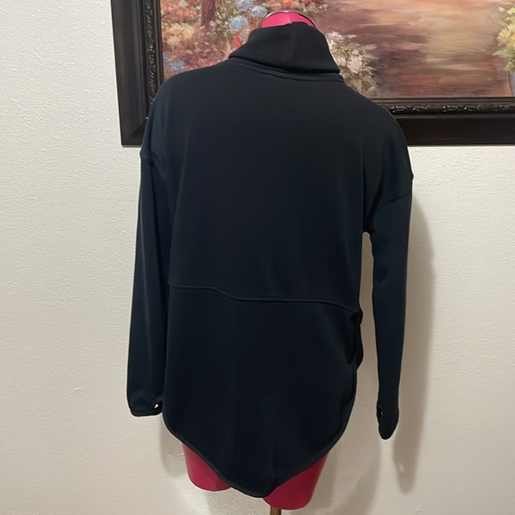 Eddie Bauer Turtleneck Mock Sweatshirt Fleece Lined Pouch Pocket Tulip Hem Black - Picture 3 of 14